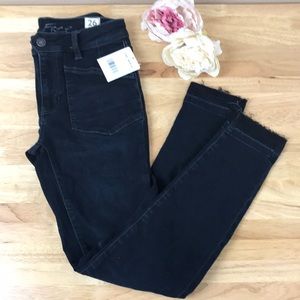 Free People Navy Pocketed Zippered Jeans Size 26